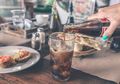 Banyak Diminum Anak Muda, Ketahui Hal Mengerikan ini yang Terjadi Jika Terus Konsumsi Soda!