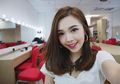 Naik Pesawat Murah dan Dapat Pemandangan Indah, Potret Pramugari Cantik Viral, Ini Profilnya!