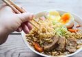 Hati-hati! Ini Efek Negatif Jika Kita Terlalu Sering Makan Mi Instan
