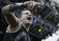 Vokalis Atreyu, Alex Varkatzas Teriak Kami yang Menciptakan Metalcore