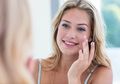 Jangan Lupa Pakai Sunscreen sebelum Gunakan Makeup, Begini Caranya!