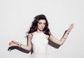 Inspirasi Preppy Look ala Lorde ini Cocok Buat Outfit ke Kampus loh!