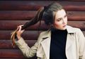 Stand Out! Hanya 4 Zodiak Ini yang Bisa Cocok dengan Rambut Panjang!