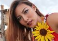 Tampil Makin Modis, 5 Gaya Kasual Model Patricia Gunawan Ini Wajib Ditiru!