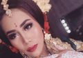 Sempat Diwarnai Air Mata, Aura Pengantin Evi Masamba Menyala Berdandan Adat Mappacci!