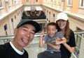 Jordan Chan: Aktor Legendaris China yang Dulu Hidup Miskin Sampai Tega Jual Saudaranya Sendiri Demi Sesuap Nasi