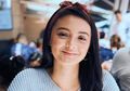 Tampil Manis Saat Ngedate dengan Tiru 7 Gaya Rambut Ala Amanda Rawles
