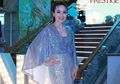 Penggemar Disney, Sandra Dewi Kenakan Baju Unik Ini di JWF 2019
