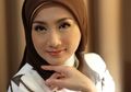 Irwan Mussry Nikahi Maia Estianty, Desy Ratnasari Pamer Gandengan Baru
