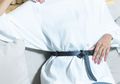Ingin Penampilan Kita Makin Kece Pakai Belt? Begini Triknya!