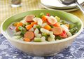 5 Resep Serba Sosis Ini Praktis Dibuat, Cocok Untuk Makan Siang Si Kecil Nanti!