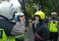 Pengendara Motor Tak Terima Ditilang Polisi, 'Bapak Saya Laporin Loh!'