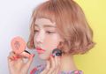 Jangan Keliru, ini Beda Cushion dan Bedak Menurut Make Up Artist Ian Rush