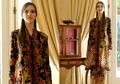Kebaya Modern ala Nia Ramadhani yang Cocok untuk Wisuda dan Kondangan