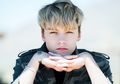 8 Idol Kpop Cowok Ini Sering Dikira Pakai Nama Panggung. Ada Idolamu?