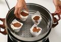 Tips Mengukus Kue, Ini Panduan Lengkap Mengukus Kue dari Besar Lubang Kukusan Hingga Jumlah Air