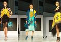 Lenny Agustin Hadirkan Batik Xoela Bertajuk Wansosa di Ajang Jakarta Fashion Trend 2019