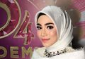 Uyaina Arshad, Presenter Dangdut Academy Asia 4 yang Cantik Menangis di Sepanjang Acara