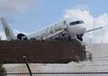 Semua Penumpang Menjerit! Pesawat Fly Jamaica Airways Jatuh di Guyana Airport