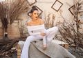 4 Model Hair Bun Biar Gaya Rambut Kamu Makin Mirip Nia Ramadhani