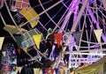 Ngeri! Satu Keluarga dan Balita Jadi Korban Bianglala Terbalik di Pasar Malam