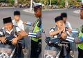 Menangis Saat Ditilang Polisi, Bocah SMP Ini Justru Dapat Hadiah