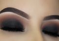 Cara Gampang Bikin Black Smokey Eye Makeup, Triknya Mudah Banget Loh!