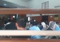 Penyanyi Sisca Dewi Jalani Sidang Tertutup dengan Penjagaan Polisi