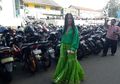 Dipuji Cantik dan Awet Muda oleh Wartawan, Begini Reaksi Iis Dahlia