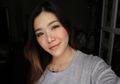 Biar Enggak Ngebosenin, Tiru 5 Padu Padan Rok yang Stylish Ala Selebgram Michimomo Ini Yuk!