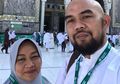 Umroh Bersama Suami, Tike Priatnakusumah Alami Hal Janggal Saat Tunaikan Sholat hingga Tangisnya Pecah