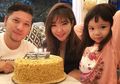 Gading Marten Berikan Kejutan Kue Ulang Tahun, Warganet Malah Salah Fokus ke Wajah Gisella Anastasia, Ada Apa?