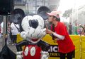 Hadirkan Sandra Dewi, Ini Kemeriahan Ulang Tahun Mickey Mouse ke-90!