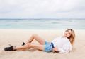 Pilihan Outfit Kece ala Jessica Iskandar yang Cocok untuk Liburan