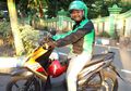 Kisah Zainal: Guru Honorer yang Awalnya Cuma Digaji Rp50 Ribu per Bulan dan 'Terpaksa' Nyambi Jadi Driver Ojol