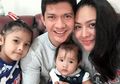 Pulang ke Indonesia, Iko Uwais Rela Berlari Tanpa Alas Kaki Demi Lepas Rindu dengan Anak!