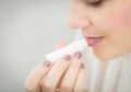 Penggunaan Lip Balm Tak Bisa Mengatasi Bibir Kering dan Pecah-pecah