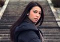 Bikin Gebetan Terpesona, Tiru 6 Gaya Rambut Velove Vexia. Manis Abis!