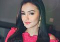 Sweet! Tiru Makeup Fresh Amanda Rawles dengan 5 Blush On Peach Ini!