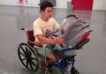 Hari Disabilitas Internasional: Remaja 16 Tahun Ini Ciptakan Kereta Bayi Khusus Untuk Ibu Penyandang Disabilitas
