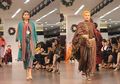Inspirasi Gaya Busana Tahun Baru dengan Batik dari Fashion Legacy Lippo Mall Kemang