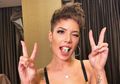 Terlalu Semangat Moshing di Konser The Story So Far, Halsey Ngaku Kehilangan Anting