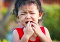 10 Penyebab Anak Tantrum dan Cara Mengatasinya, Orangtua Harus Tahu!