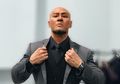 Luncurkan Buku, Deddy Corbuzier Kini Ajak Para Youtubers Hadiri Talkshow dengannya
