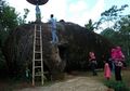 Dari Luar Rumah Batu Milik Sutini Ini Tampak Sederhana, Tapi Dalamnya Bikin Terpana