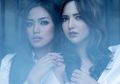 Tiru Penampilan Kompak Jessica Iskandar dan Nia Ramadhani dengan Kebaya Encim, Friendship Goals!