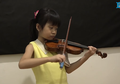 Maveline, Si Kecil yang Sejak Kecil Senang Bermain Piano dan Biola