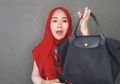 Dulu Lempar Pelakor Pakai Uang, Ternyata Begini Gaya Hidup dan Isi Tas Bu Dendy!