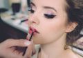 Bukan Cantik, 5 Kebiasaan Menggunakan Makeup Ini Justru Bikin Gampang Berjerawat!