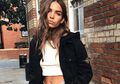 Dikabarkan Jadian dengan Brooklyn Beckham, Intip 6 Fashion Hana Cross Bergaya Casual!